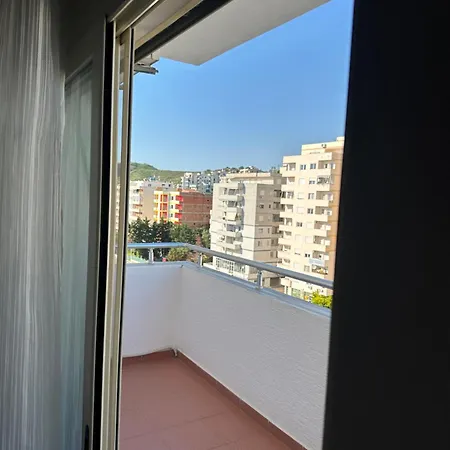 Nazo Sea View Affittacamere *